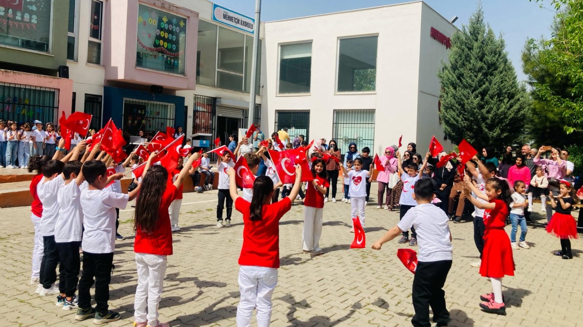 23 NİSAN KUTLAMALARI